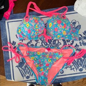 VS bombshell bikini top and bottoms